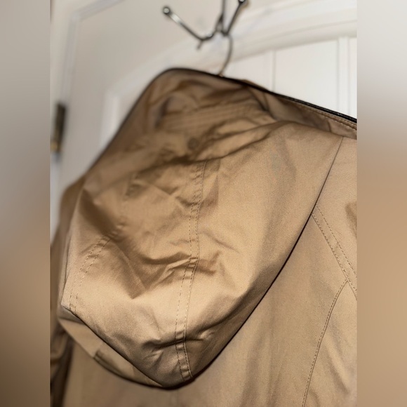 MICHAEL KORS DOUBLE BREAST PIPED TRENCH COAT W HOOD/ DETACHABLE LINER JACKET M - Picture 10 of 12